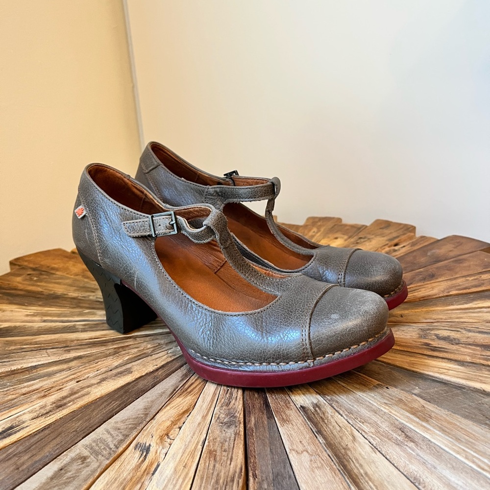 Rubber soled dress heels.